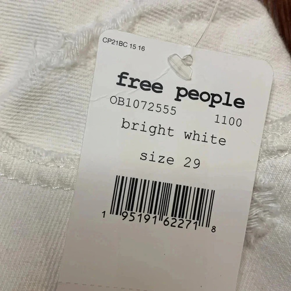 NWT Free People We The Free Denim Button Fly Cutoff Shorts Bright White - Picture 8 of 15